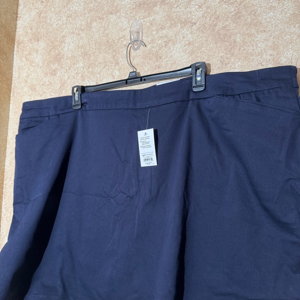 NEW Croft & Barrow Dark Blue Effortless Stretch Skort Size: 30W - Picture 3 of 13